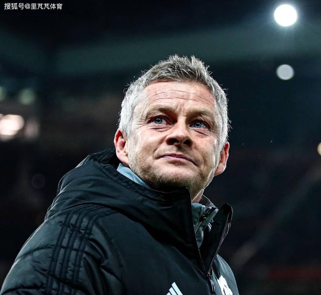 不仅是娃娃脸！曼联名宿表态愿意接手，救火主帅反倒成了热门选项